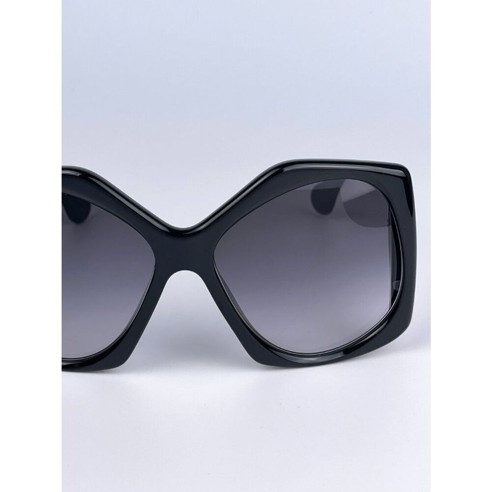 NEW Gucci GG0875S 001 Women Rectangle Oversized Black Grey Gradient Sunglasses - Picture 2 of 11